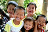 Thực hiện bình đẳng giới để giải quyết tận gốc mất cân bằng giới tính khi sinh Thực hiện bình đẳng giới để giải quyết tận gốc mất cân bằng giới tính khi sinh
