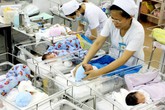 Ngăn chặn mất cân bằng giới tính khi sinh: Giải quyết tận gốc tình trạng trọng nam hơn nữ Ngăn chặn mất cân bằng giới tính khi sinh: Giải quyết tận gốc tình trạng trọng nam hơn nữ
