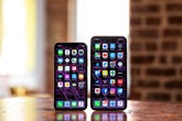 Ý nghĩa đầy bất ngờ về chữ "S" và "R" trên iPhone mới Ý nghĩa đầy bất ngờ về chữ "S" và "R" trên iPhone mới