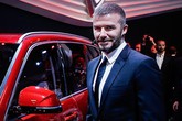 Bài đăng của Beckham về hai mẫu xe của Vinfast nhận được 2000 lượt chia sẻ chỉ sau 2 giờ Bài đăng của Beckham về hai mẫu xe của Vinfast nhận được 2000 lượt chia sẻ chỉ sau 2 giờ