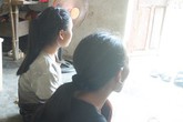 Vụ bé gái 14 tuổi bị bố đẻ xâm hại tình dục: Tâm sự đớn đau của người mẹ Vụ bé gái 14 tuổi bị bố đẻ xâm hại tình dục: Tâm sự đớn đau của người mẹ