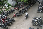 Loạn phí trông xe, bệnh khó chữa! Loạn phí trông xe, bệnh khó chữa!