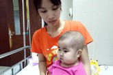 Mắc căn bệnh quái ác, bé gái 21 tháng tuổi bụng to như trống Mắc căn bệnh quái ác, bé gái 21 tháng tuổi bụng to như trống