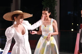 Minh Hằng 'đá xoáy' Thanh Hằng về màn catwalk lỗi ở The Face Minh Hằng 'đá xoáy' Thanh Hằng về màn catwalk lỗi ở The Face