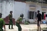 Dùng ma túy xong, nam 9X cầm dao gõ cửa từng phòng trọ để cướp Dùng ma túy xong, nam 9X cầm dao gõ cửa từng phòng trọ để cướp