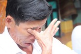 Cảm phục người dân quân ngược lũ cứu người Cảm phục người dân quân ngược lũ cứu người