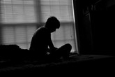 Tôi bị vô sinh nên không dám ngỏ lời với cô gái mình yêu Tôi bị vô sinh nên không dám ngỏ lời với cô gái mình yêu