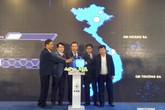 Dịch vụ điện trực tuyến của EVNNPC: Khách hàng hưởng lợi Dịch vụ điện trực tuyến của EVNNPC: Khách hàng hưởng lợi