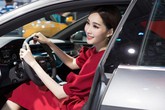 Cùng ngắm các Sao Việt trang trí nhà đón Noel đầy màu sắc Cùng ngắm các Sao Việt trang trí nhà đón Noel đầy màu sắc