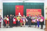 Hương Khê, Hà Tĩnh: Biểu dương gia đình tiêu biểu sinh 2 con một bề là gái Hương Khê, Hà Tĩnh: Biểu dương gia đình tiêu biểu sinh 2 con một bề là gái