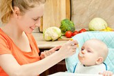 Con gặp họa nếu bố mẹ coi thường việc bổ sung I-ốt trong bữa ăn Con gặp họa nếu bố mẹ coi thường việc bổ sung I-ốt trong bữa ăn