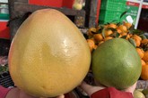 Bưởi Trung Quốc, bưởi Việt Nam: Cẩn thận thắp hương đồ Tàu cúng ông bà Bưởi Trung Quốc, bưởi Việt Nam: Cẩn thận thắp hương đồ Tàu cúng ông bà