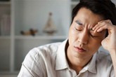 Người chồng gia trưởng nghẹn ngào trong đám tang vợ Người chồng gia trưởng nghẹn ngào trong đám tang vợ