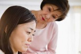"Quái chiêu" mẹ chồng cản con dâu về ngoại ăn Tết "Quái chiêu" mẹ chồng cản con dâu về ngoại ăn Tết