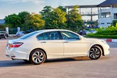 Ô tô giảm giá 230 triệu: Xe 1 tỷ xuống còn 770 triệu đồng Ô tô giảm giá 230 triệu: Xe 1 tỷ xuống còn 770 triệu đồng