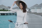 Nữ MC "Thần tượng Bolero" tự tin "lép nhưng vẫn nóng bỏng" Nữ MC "Thần tượng Bolero" tự tin "lép nhưng vẫn nóng bỏng"