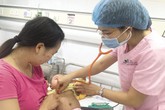 Cảnh báo bệnh sởi biến chứng nặng gây tử vong cho trẻ Cảnh báo bệnh sởi biến chứng nặng gây tử vong cho trẻ