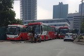 Cuối năm dẹp “bến cóc”, đầu năm “mọc” tràn lan Cuối năm dẹp “bến cóc”, đầu năm “mọc” tràn lan