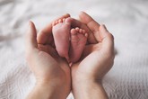5 cách masage chân xoa dịu sự khó chịu của trẻ mẹ nào cũng nên biết 5 cách masage chân xoa dịu sự khó chịu của trẻ mẹ nào cũng nên biết