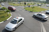 Thi giấy phép lái xe ô tô: Tiết lộ bất ngờ từ các trung tâm về bộ 500 câu hỏi mới Thi giấy phép lái xe ô tô: Tiết lộ bất ngờ từ các trung tâm về bộ 500 câu hỏi mới