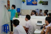 Lớp học đặc biệt của thầy giáo nghèo Lớp học đặc biệt của thầy giáo nghèo