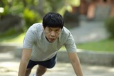 Thái Hòa loay hoay trước mê cung đồ phụ nữ trong 'Chàng vợ của em' Thái Hòa loay hoay trước mê cung đồ phụ nữ trong 'Chàng vợ của em'