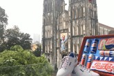 “Lật tung” cả Hà Nội vì hộp quà chất Pepsi “Lật tung” cả Hà Nội vì hộp quà chất Pepsi