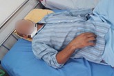 Nghi vấn do mâu thuẫn, 3 nạn nhân bị cứa cổ trong đêm Nghi vấn do mâu thuẫn, 3 nạn nhân bị cứa cổ trong đêm