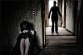 Khi trẻ bị xâm hại tình dục chọn cách... im lặng (1): Nỗi đau mang tên “sợ hãi” Khi trẻ bị xâm hại tình dục chọn cách... im lặng (1): Nỗi đau mang tên “sợ hãi”