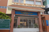 TP Hồ Chí Minh: Cô giáo chỉ hù dọa, chưa bắt học sinh ngậm dép TP Hồ Chí Minh: Cô giáo chỉ hù dọa, chưa bắt học sinh ngậm dép