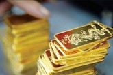 Giá vàng lao dốc xuống đáy do đồng USD tăng vọt Giá vàng lao dốc xuống đáy do đồng USD tăng vọt