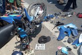 Chơi trò lao xe máy vào nhau, 2 thanh niên thiệt mạng Chơi trò lao xe máy vào nhau, 2 thanh niên thiệt mạng