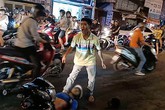Phải chăng sự xả thân của các “hiệp sĩ” Sài Gòn là dại dột, ngu ngốc? Phải chăng sự xả thân của các “hiệp sĩ” Sài Gòn là dại dột, ngu ngốc?
