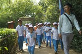Hàng ngàn du khách về thăm quê Bác Hàng ngàn du khách về thăm quê Bác