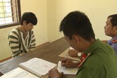 Dùng cỏ Mỹ xong đốt phá nhà, dùng dao chém người Dùng cỏ Mỹ xong đốt phá nhà, dùng dao chém người