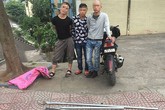 Cầm hung khí phóng xe nghênh ngang giữa đường Cầm hung khí phóng xe nghênh ngang giữa đường