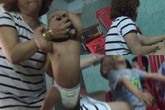 Bảo mẫu bạo hành trẻ dã man ở Đà Nẵng: Phản khoa học, phản giáo dục, dã man... Bảo mẫu bạo hành trẻ dã man ở Đà Nẵng: Phản khoa học, phản giáo dục, dã man...