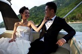 Hãy nhìn Jennifer Phạm, Hải Yến, Kim Hiền - phụ nữ 1 đời chồng vẫn cưới được “hoàng tử” đâu chỉ có Meghan Markle Hãy nhìn Jennifer Phạm, Hải Yến, Kim Hiền - phụ nữ 1 đời chồng vẫn cưới được “hoàng tử” đâu chỉ có Meghan Markle