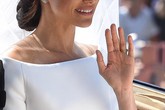 Này các cô gái, đừng ôm mộng lấy được hoàng tử, hãy dặn lòng sống như Meghan Này các cô gái, đừng ôm mộng lấy được hoàng tử, hãy dặn lòng sống như Meghan