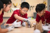 Khám phá không gian sáng chế hiện đại của học sinh Vinschool Khám phá không gian sáng chế hiện đại của học sinh Vinschool
