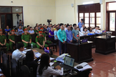 Xét xử BS Hoàng Công Lương: Luật sư đề nghị khởi tố nguyên Giám đốc BVĐK Hòa Bình Xét xử BS Hoàng Công Lương: Luật sư đề nghị khởi tố nguyên Giám đốc BVĐK Hòa Bình