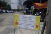 Sau nhiều ngày chống lệnh, bãi xe "lậu" lớn nhất Linh Đàm buộc phải thông báo ngừng hoạt động Sau nhiều ngày chống lệnh, bãi xe "lậu" lớn nhất Linh Đàm buộc phải thông báo ngừng hoạt động