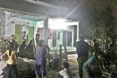 Bắt khẩn cấp nhóm đòi nợ đâm chết chủ nhà 44 tuổi Bắt khẩn cấp nhóm đòi nợ đâm chết chủ nhà 44 tuổi