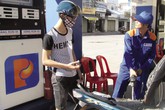 Đề xuất “Khai tử” xăng RON 95: Vì sao người dùng phản ứng? Đề xuất “Khai tử” xăng RON 95: Vì sao người dùng phản ứng?