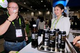 “Bật mí” bí mật về nước giải khát siêu đặc biệt của TH tại Singapore “Bật mí” bí mật về nước giải khát siêu đặc biệt của TH tại Singapore