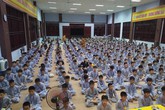 Đưa con vào khóa tu mùa hè, cha mẹ cần nhớ điều này Đưa con vào khóa tu mùa hè, cha mẹ cần nhớ điều này