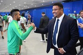 Nhìn Ronaldo xuất hiện trong lễ khai mạc World Cup 2018, đám 8x, 9x đời đầu mới "chua chát" nhận ra mình đã già lắm rồi Nhìn Ronaldo xuất hiện trong lễ khai mạc World Cup 2018, đám 8x, 9x đời đầu mới "chua chát" nhận ra mình đã già lắm rồi