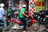 Quá tải mùa World Cup, tiệm cầm đồ chỉ nhận smartphone xịn Quá tải mùa World Cup, tiệm cầm đồ chỉ nhận smartphone xịn