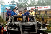 Bố trí phương tiện chuyên dụng hỗ trợ thí sinh đi thi ở vùng lũ Bố trí phương tiện chuyên dụng hỗ trợ thí sinh đi thi ở vùng lũ