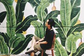 "Liều" vẽ tranh phong cảnh, rồng chim khắp phòng trọ, anh chàng tưởng bị chủ đuổi đi, ai ngờ... "Liều" vẽ tranh phong cảnh, rồng chim khắp phòng trọ, anh chàng tưởng bị chủ đuổi đi, ai ngờ...